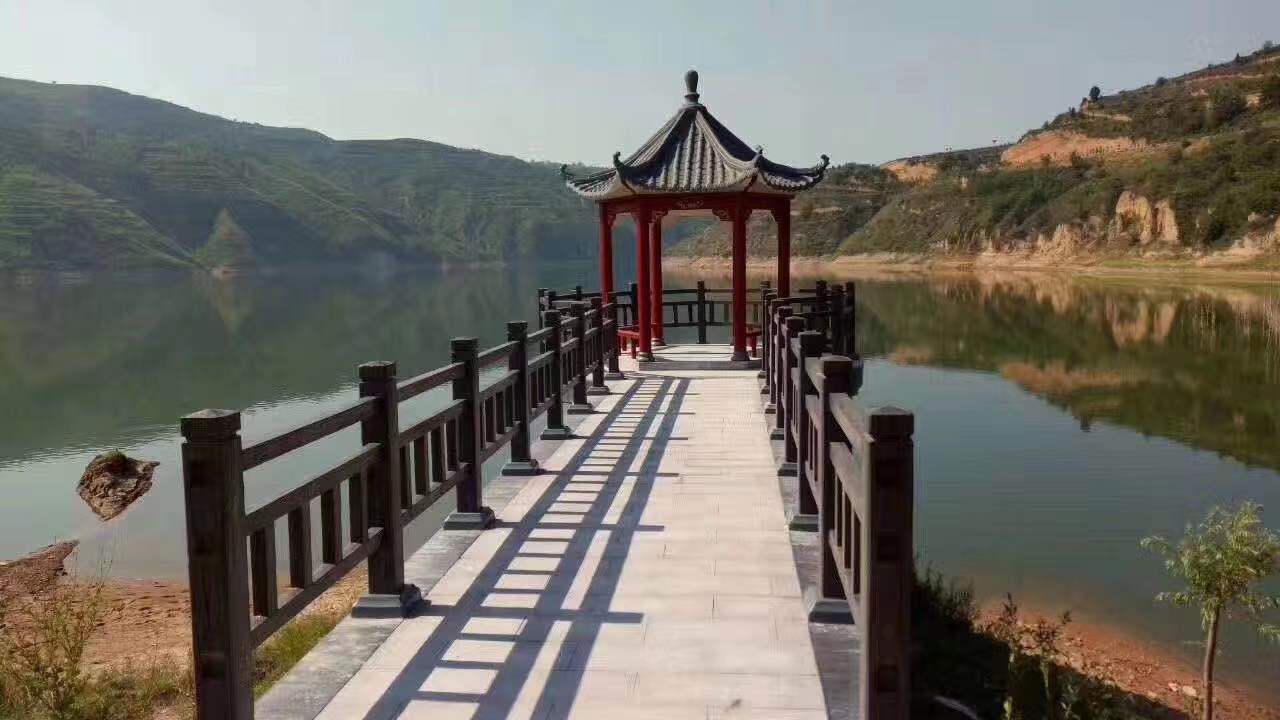 山東仿木護欄在設計中有哪些作用？